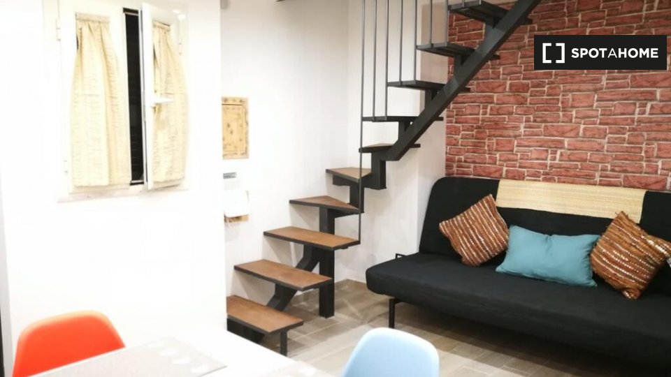 Immagine 1 di Appartamento in affitto  in Vico Barre a Napoli