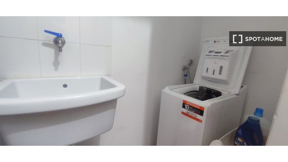 Immagine 13 di Ufficio in affitto  in Via S. Pio V a Roma