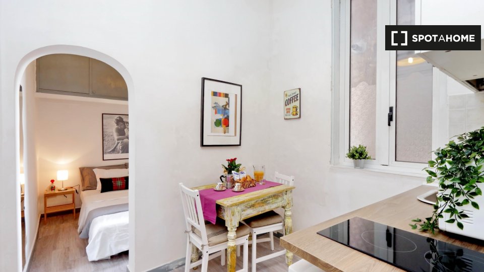 Immagine 9 di Ufficio in affitto  in Via Garibaldi a Roma