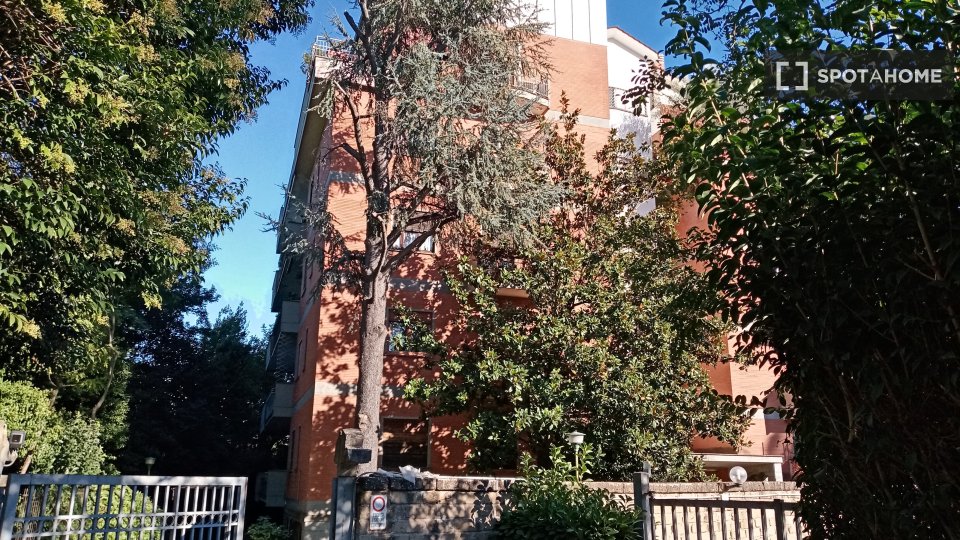 Immagine 8 di Appartamento in affitto  in Via Oriolo Romano a Roma