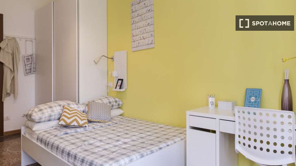 Immagine 3 di Camera condivisa in affitto  in Viale Giovanni Vicini a Bologna