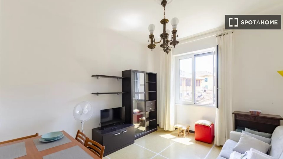 Immagine 2 di Appartamento in affitto  in Via Mons. Cesare Boccoleri a Rapallo