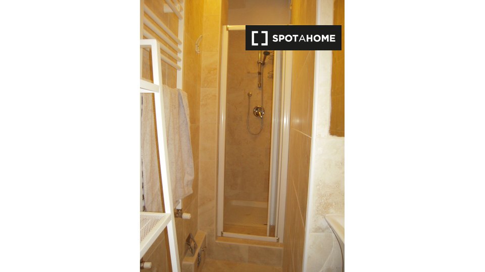 Immagine 9 di Ufficio in affitto  in Via Palestro a Bologna