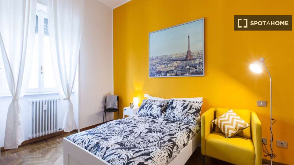 Immagine 1 di Camera condivisa in affitto  in Viale Emilio Caldara a Milano