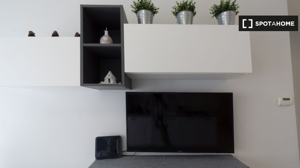 Immagine 15 di Appartamento in affitto  in Via Pasubio a Bologna