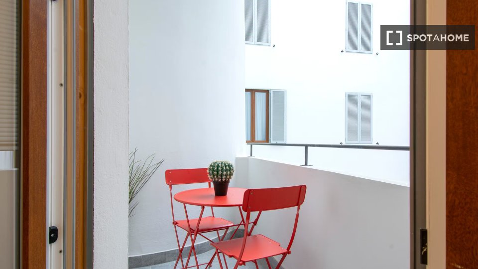 Immagine 6 di Appartamento in affitto  in Via Camillo Cavour a Firenze