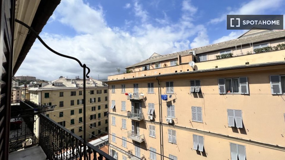 Immagine 18 di Appartamento in affitto  in C.so Torino a Genova