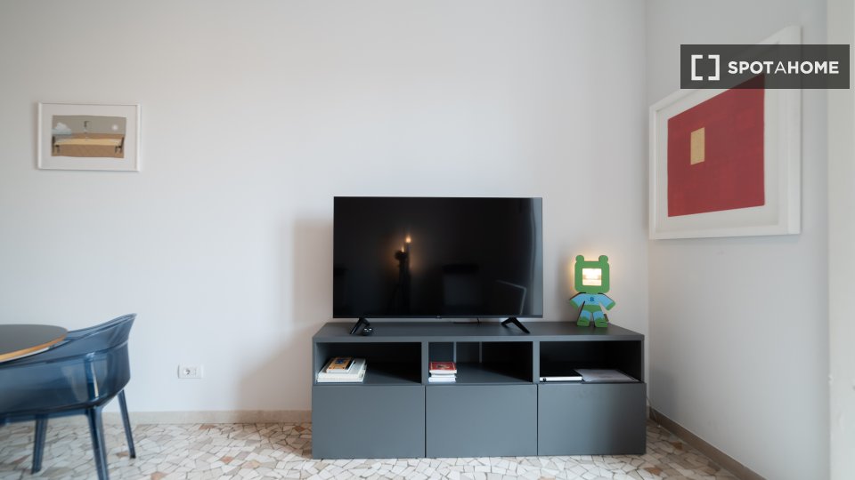 Immagine 15 di Appartamento in affitto  in Via Edmondo de Amicis a Milano