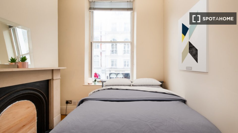 Immagine 2 di Camera condivisa in affitto  in Garrick Street a 