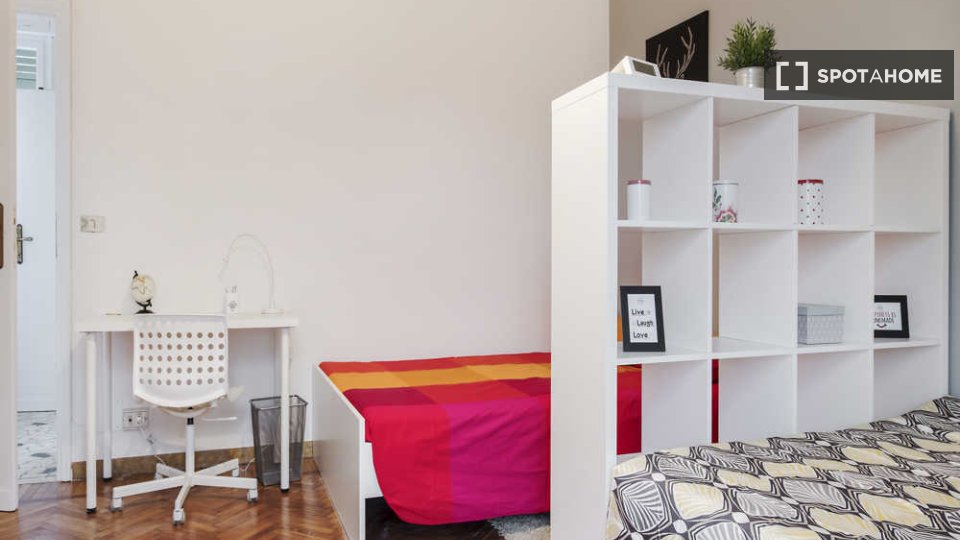 Immagine 6 di Camera condivisa in affitto  in Via delle Belle Arti a Bologna
