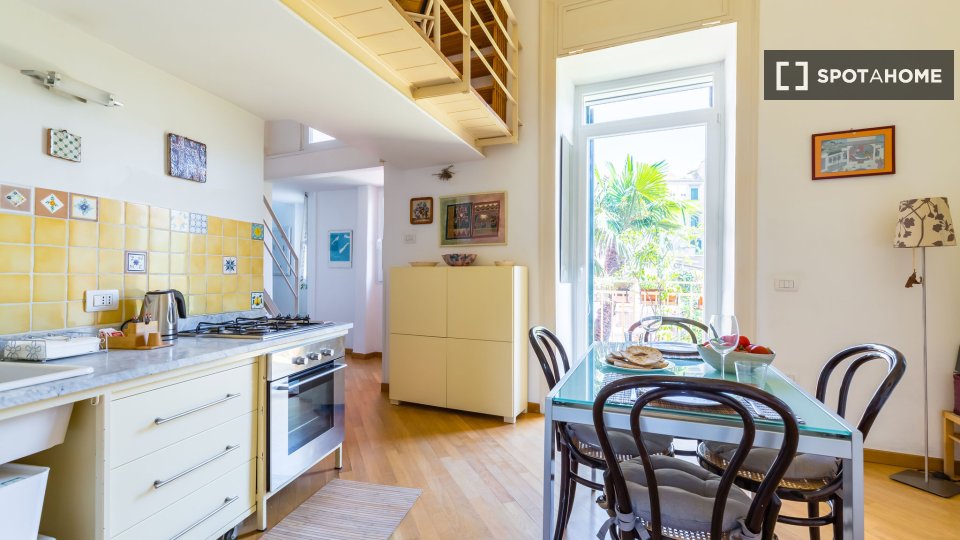 Immagine 5 di Appartamento in affitto  in Rampe Montemiletto a Napoli