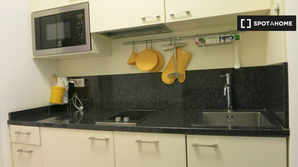 Immagine 7 di Appartamento in affitto  in Via Pontaccio a Milano