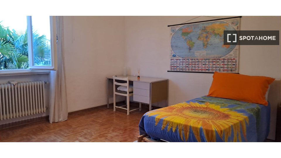 Immagine 5 di Camera condivisa in affitto  in Via Zara a Padova