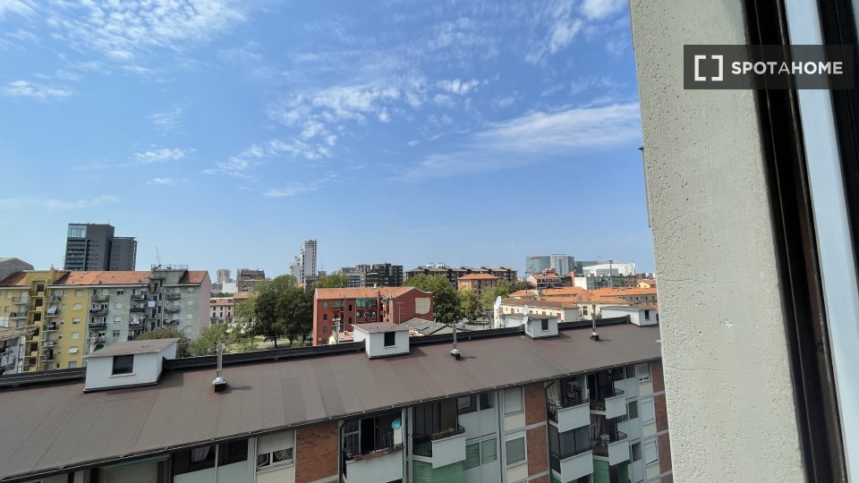 Immagine 2 di Ufficio in affitto  in Via Giambellino a Milano