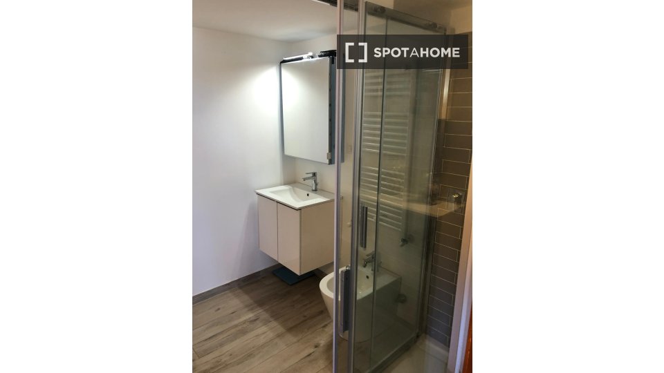 Immagine 16 di Ufficio in affitto  in Via Mogadiscio a Roma