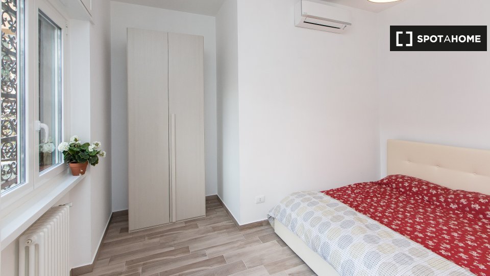 Immagine 10 di Appartamento in affitto  in Via Antonio Cesari a Roma