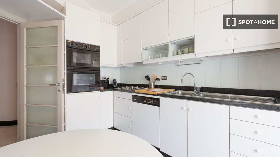 Immagine 11 di Appartamento in affitto  in Via Giacomo Mellerio a Milano