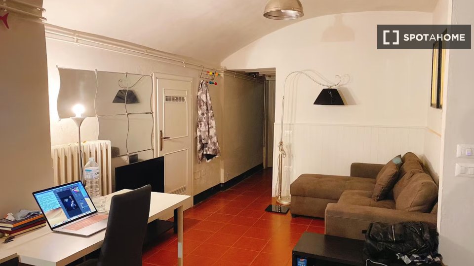 Immagine 1 di Appartamento in affitto  in Lungarno Amerigo Vespucci a Firenze