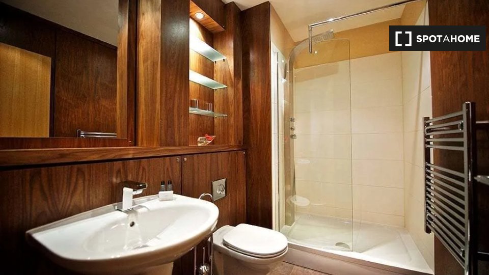 Immagine 5 di Appartamento in affitto  in Brandfield St a Inverleith, New Town and Fountainbridge