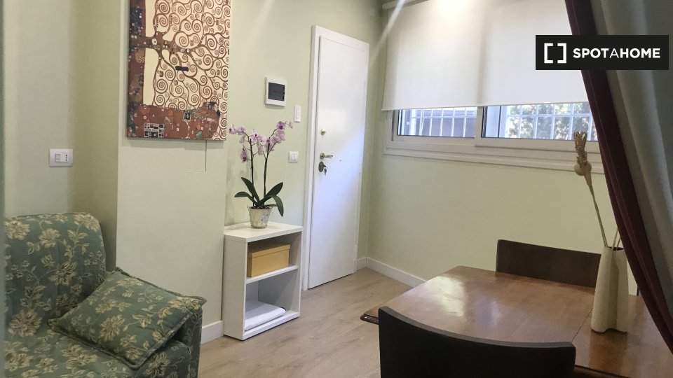 Immagine 6 di Appartamento in affitto  in Via di S. Sotero a Roma