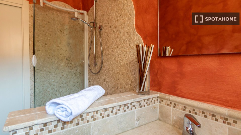 Immagine 10 di Appartamento in affitto  in Via Polese a Bologna