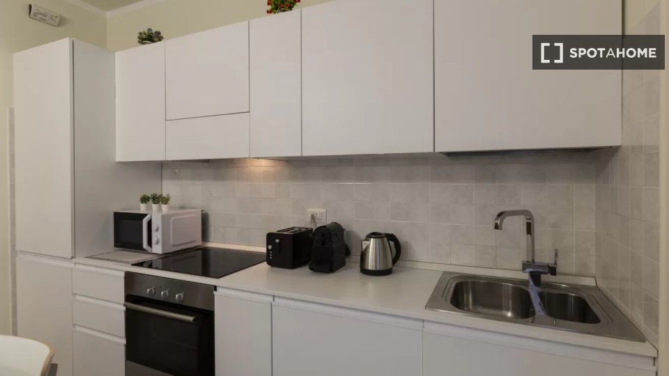 Immagine 14 di Appartamento in affitto  in Viale Sarca a Milano