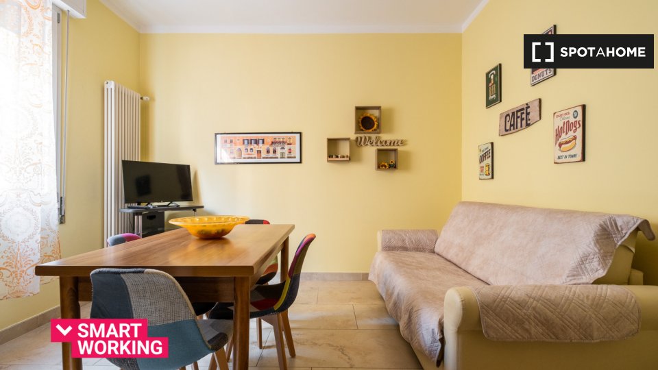 Immagine 1 di Appartamento in affitto  in Viale della Repubblica a Bologna