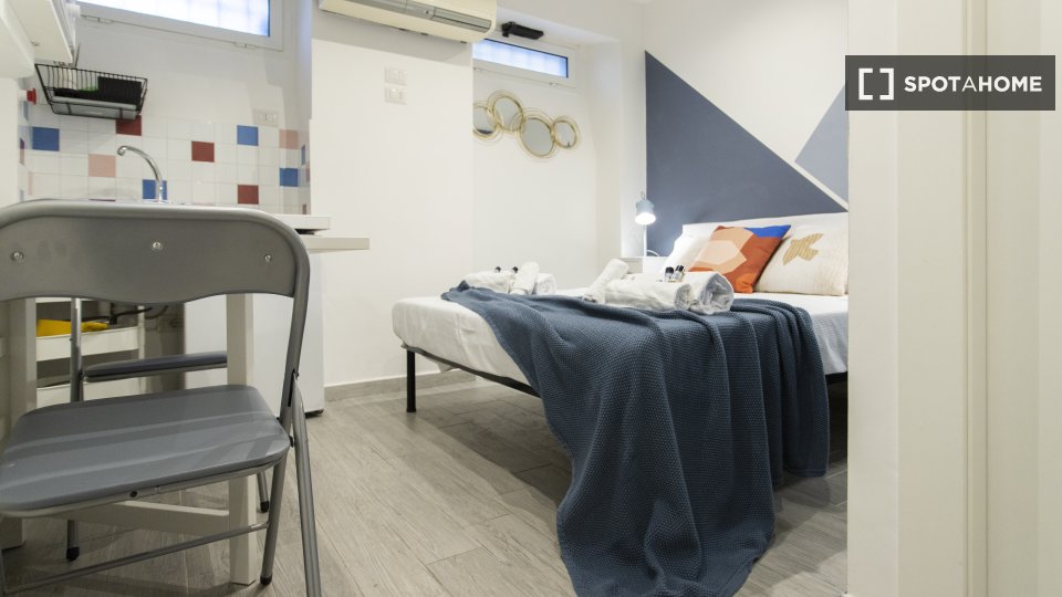 Immagine 2 di Ufficio in affitto  in Via della Lungarina a Roma