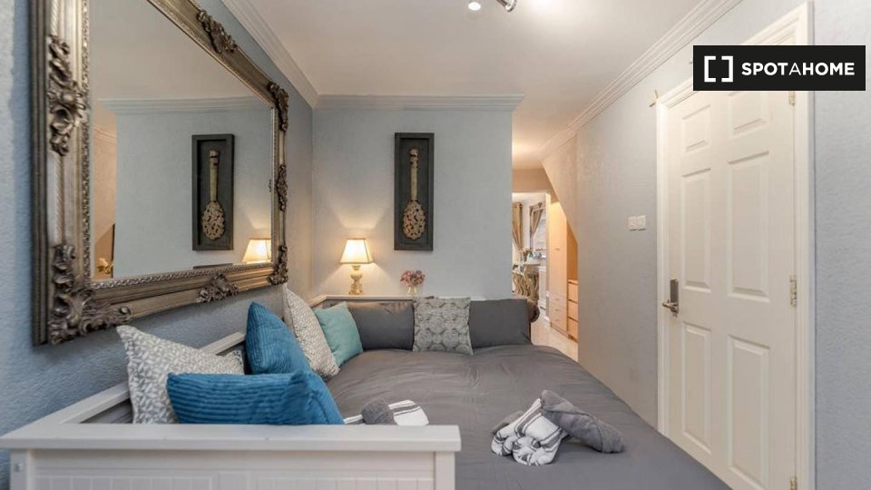 Immagine 4 di Ufficio in affitto  in Watford General Suites GFF Apartment a Watford