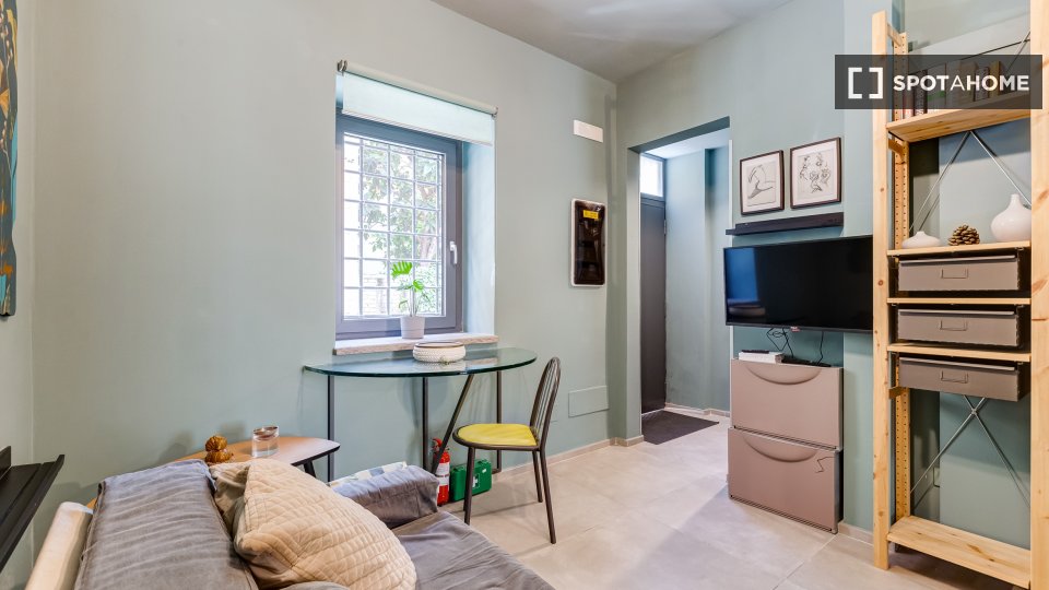 Immagine 7 di Appartamento in affitto  in Via Caltanissetta a Roma