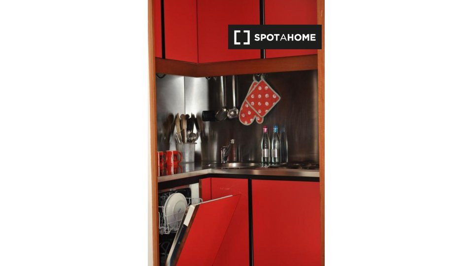 Immagine 4 di Ufficio in affitto  in Piazza Michelangelo Buonarroti, 20145 Milano MI, Italy a Milano