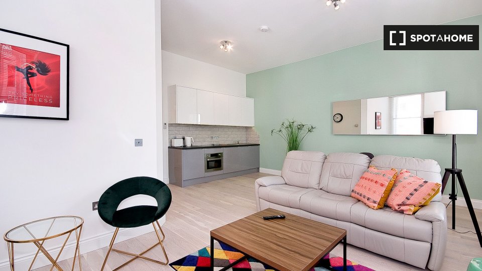 Immagine 1 di Appartamento in affitto  in B Interlude House a 