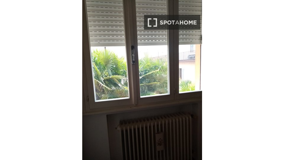 Immagine 10 di Camera condivisa in affitto  in Via Zara a Padova