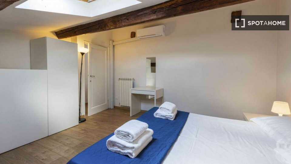 Immagine 11 di Appartamento in affitto  in Via S. Zanobi a Firenze