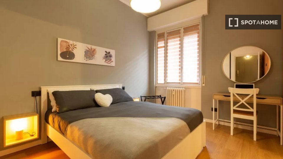 Immagine 13 di Appartamento in affitto  in Via Lario a Milano