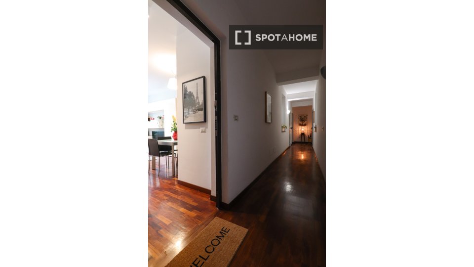 Immagine 5 di Appartamento in affitto  in Via dei Malatesta a Roma