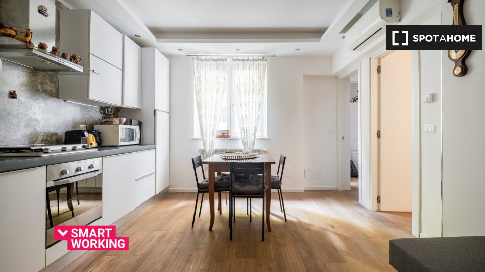 Immagine 2 di Appartamento in affitto  in Via de' Coltelli a Bologna