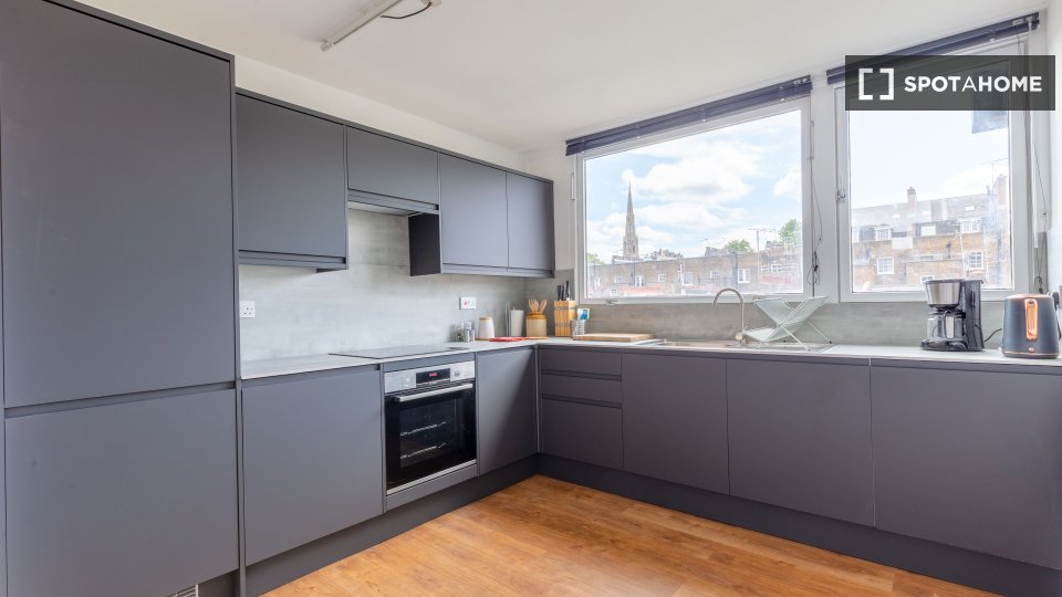 Immagine 2 di Appartamento in affitto  in flat a 