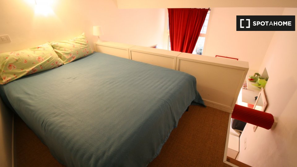 Immagine 12 di Ufficio in affitto  in Via Frangipane, 00184 Roma RM, Italy a Roma