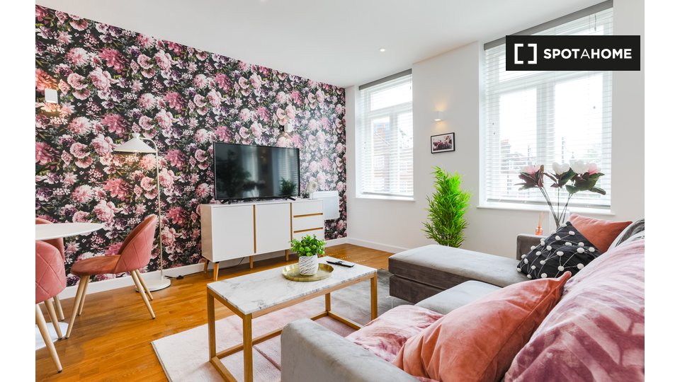 Immagine 12 di Appartamento in affitto  in Church St a Staines