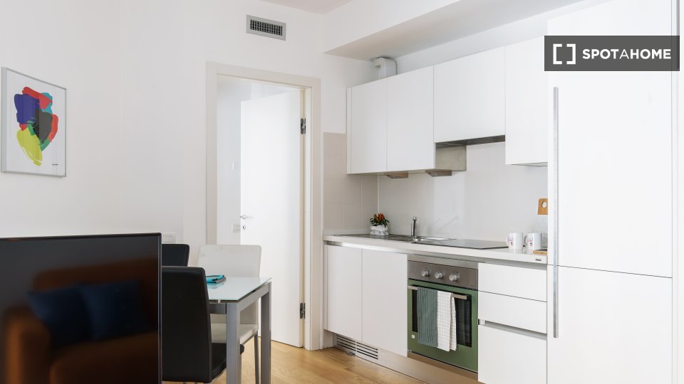 Immagine 9 di Appartamento in affitto  in Via Gustavo Fara a Milano