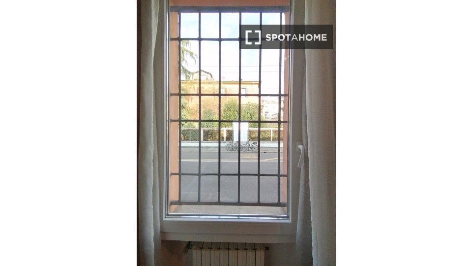 Immagine 9 di Appartamento in affitto  in Via Mazzini a Bologna