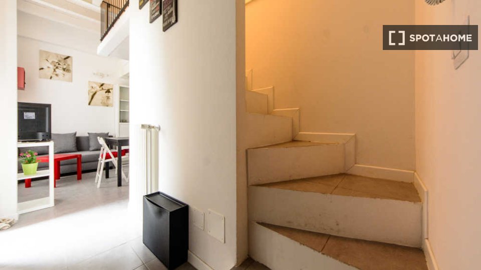 Immagine 9 di Camera condivisa in affitto  in Via Oreste Regnoli a Bologna