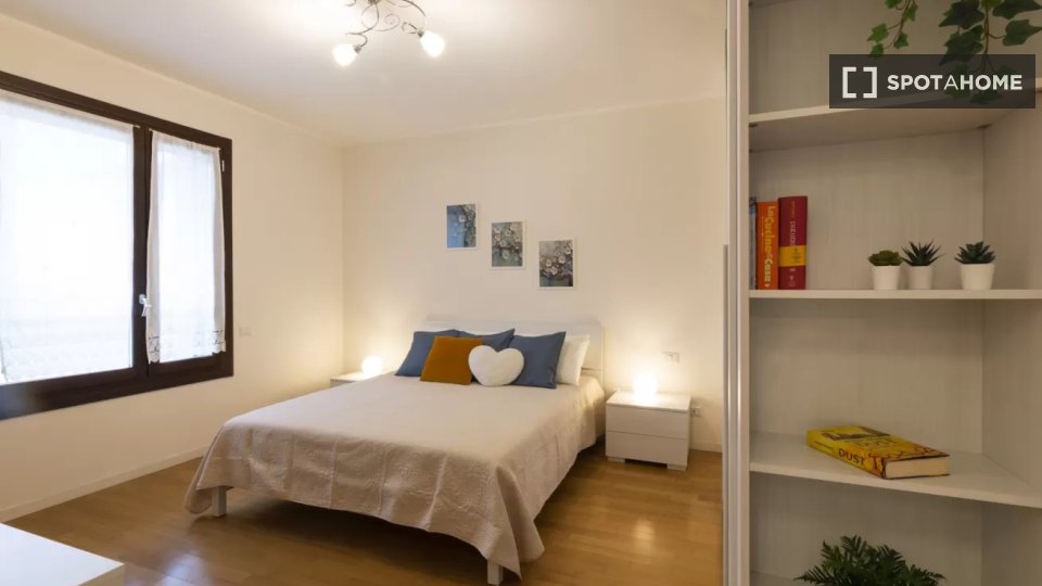 Immagine 11 di Appartamento in affitto  in Viale Sarca a Milano