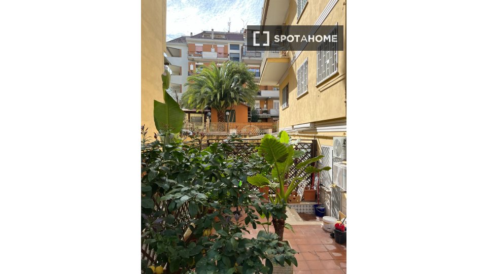 Immagine 7 di Appartamento in affitto  in V. Aurelia a Roma