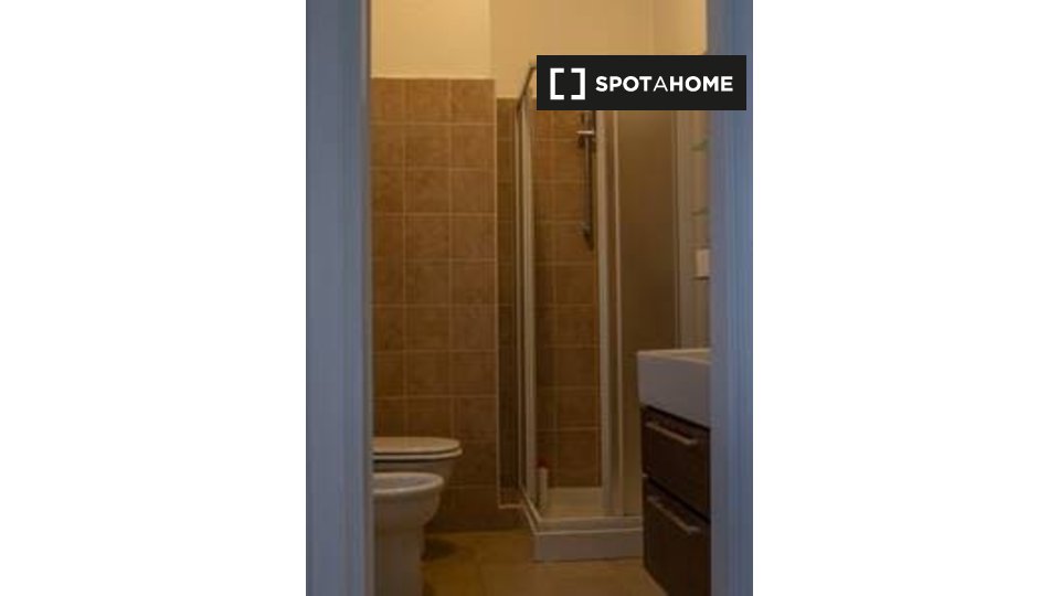 Immagine 13 di Ufficio in affitto  in Via dei Piatti a Milano