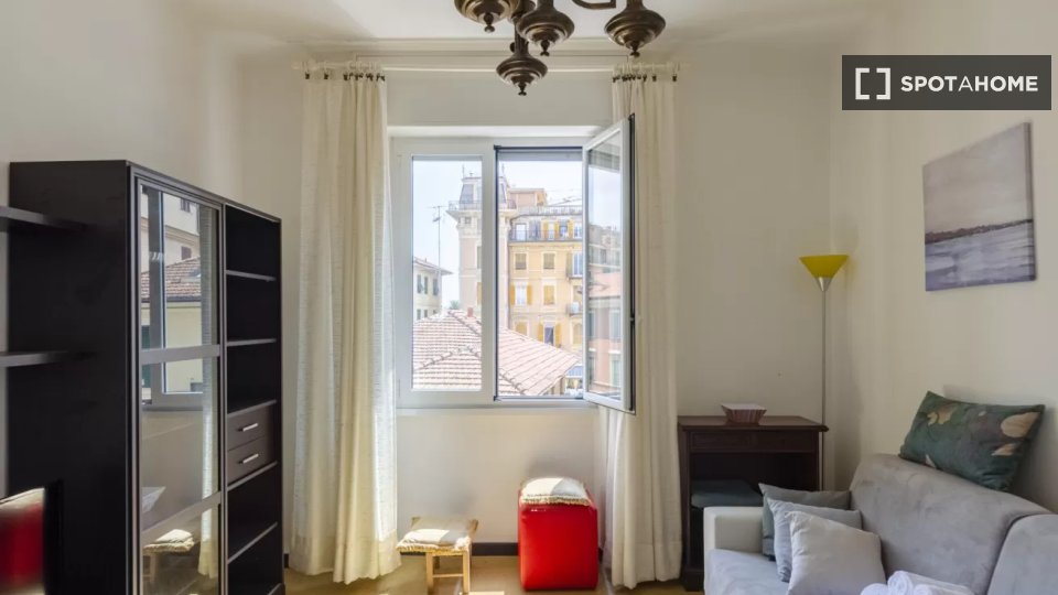 Immagine 6 di Appartamento in affitto  in Via Mons. Cesare Boccoleri a Rapallo