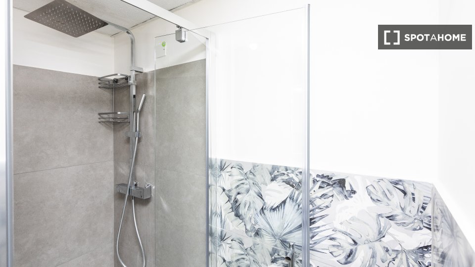 Immagine 3 di Appartamento in affitto  in Via Appia Nuova a Roma