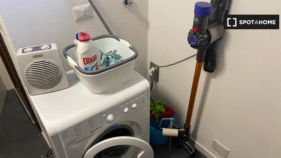 Immagine 7 di Appartamento in affitto  in Via Elio Bernardi a Bologna