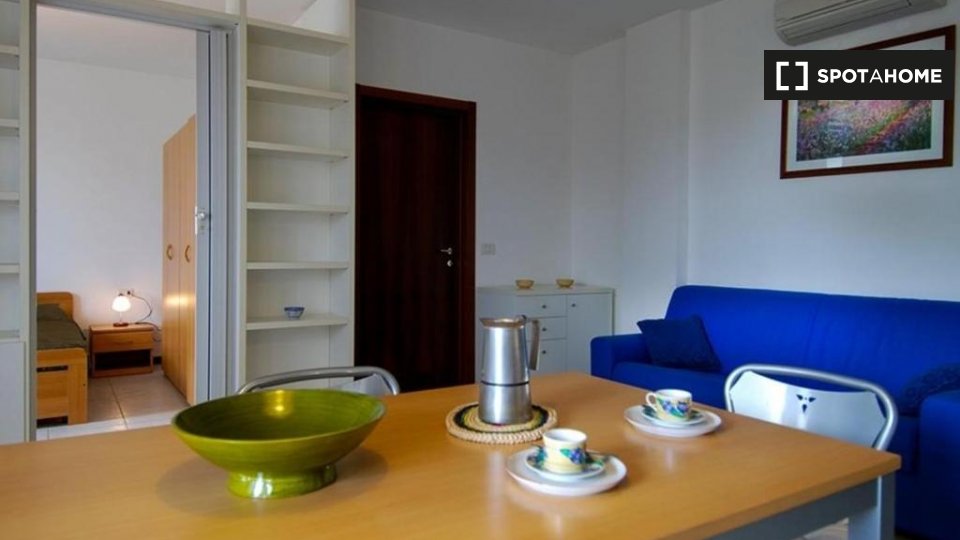 Immagine 6 di Appartamento in affitto  in Via Mario Fantin a Bologna